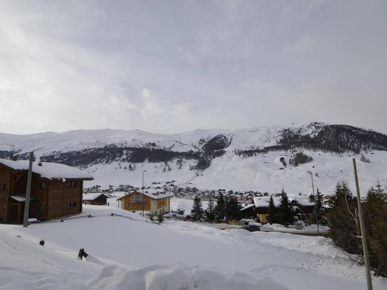 Tranquil Holiday Home In Livigno Italy Near Ski Area Exterior foto